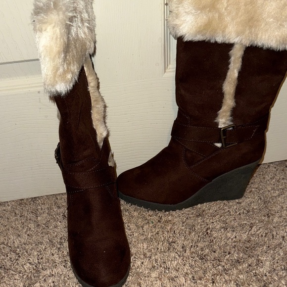 American Eagle Brown Faux Fur Wedge Boots - Picture 2 of 4